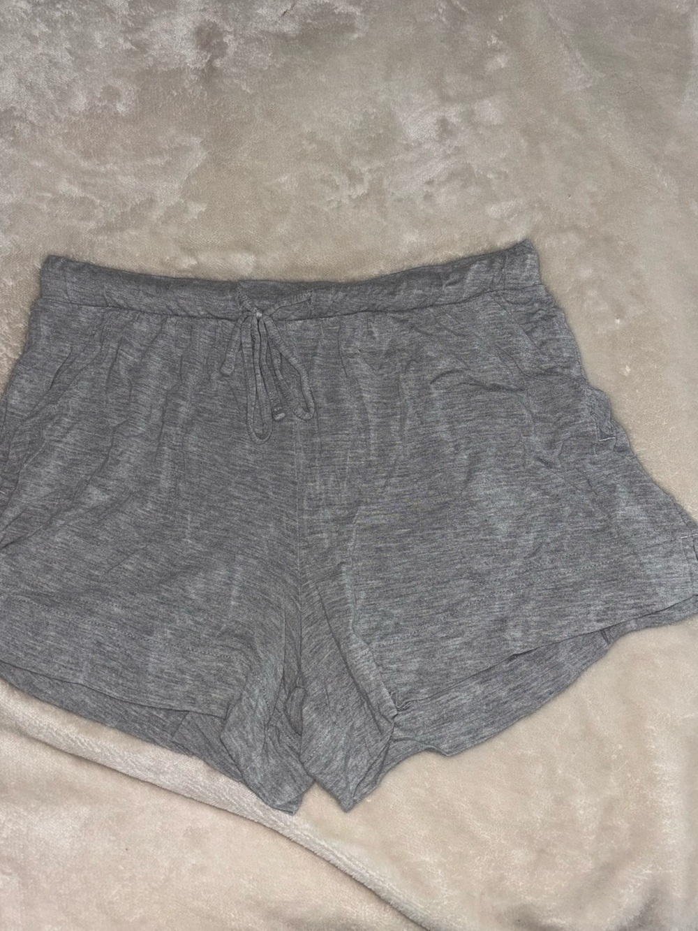 Cloud knit shorts - Picture 2 of 6